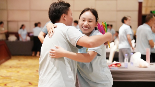 易视界2025年6月嘉奖会暨7月启动大会精彩瞬间
