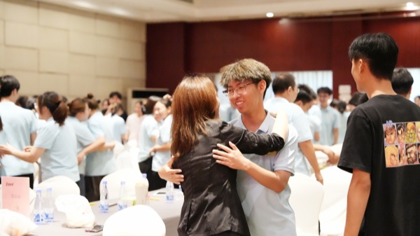 易视界2025年6月嘉奖会暨7月启动大会精彩瞬间