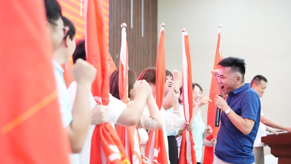 易视界2025年7月嘉奖会暨8月启动大会精彩瞬间