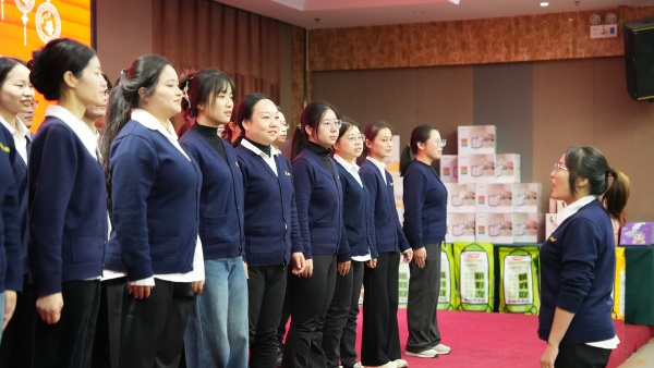 易视界2025年10月嘉奖会暨11月启动大会精彩瞬间