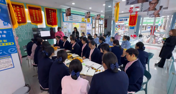 易视界服务一线行:以专业深耕市场,用奋斗赋能未来