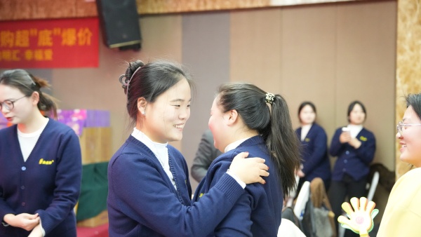 易视界2025年11月嘉奖会暨12月启动大会精彩图集