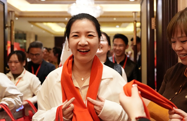 易视界“2026追光而行.蓄势生长”年会精彩图集