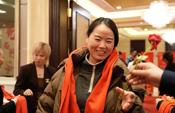 易视界“2026追光而行.蓄势生长”年会精彩图集