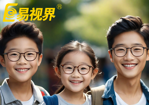 青少年近视形成的七个原因 易视界视光中心