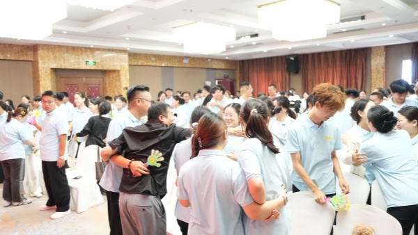 易视界2026年8月嘉奖会暨9月启动大会精彩图集
