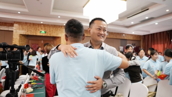 易视界集团9月嘉奖暨10月启动大会精彩瞬间